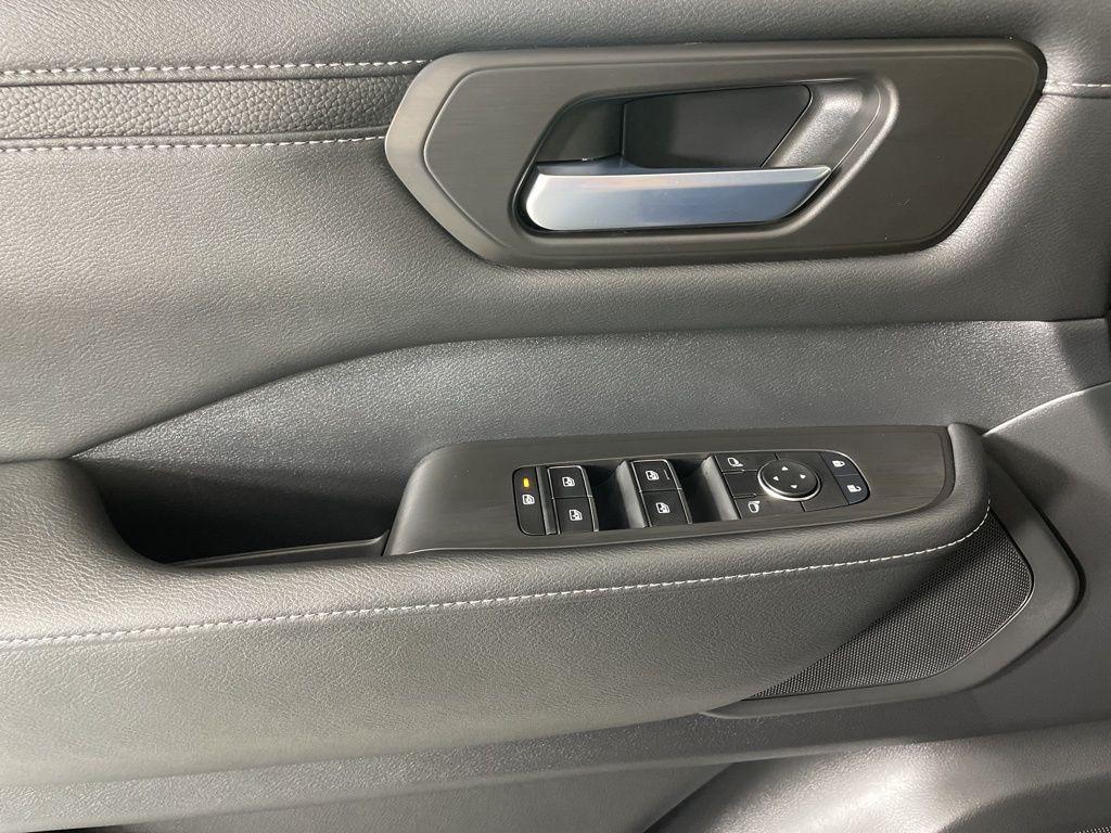 new 2026 Nissan Armada car, priced at $60,133