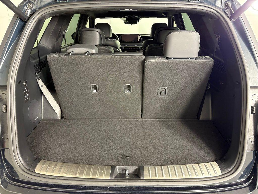 used 2025 Hyundai Palisade car, priced at $44,000