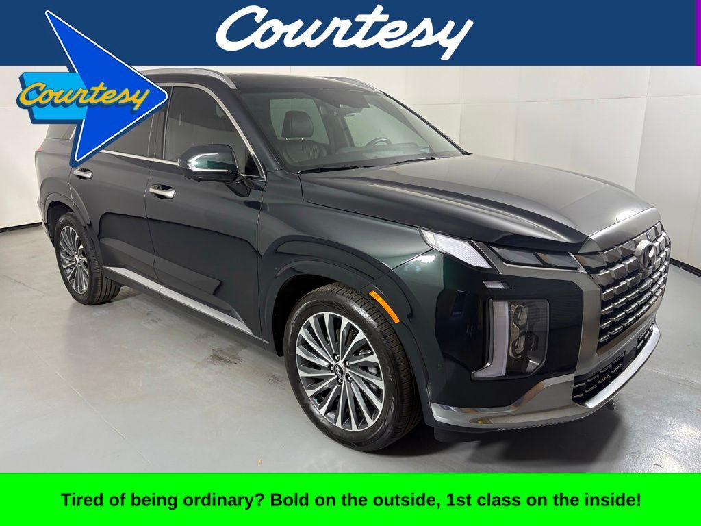 used 2025 Hyundai Palisade car, priced at $44,000