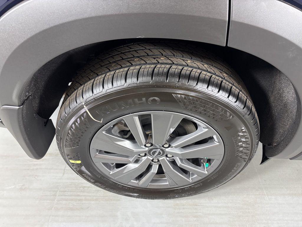 new 2026 Nissan Pathfinder car, priced at $42,260