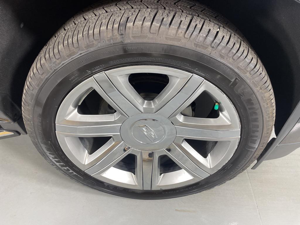 used 2019 Cadillac Escalade ESV car, priced at $32,000