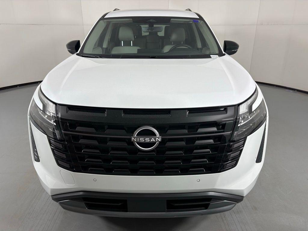 new 2026 Nissan Pathfinder car, priced at $38,191