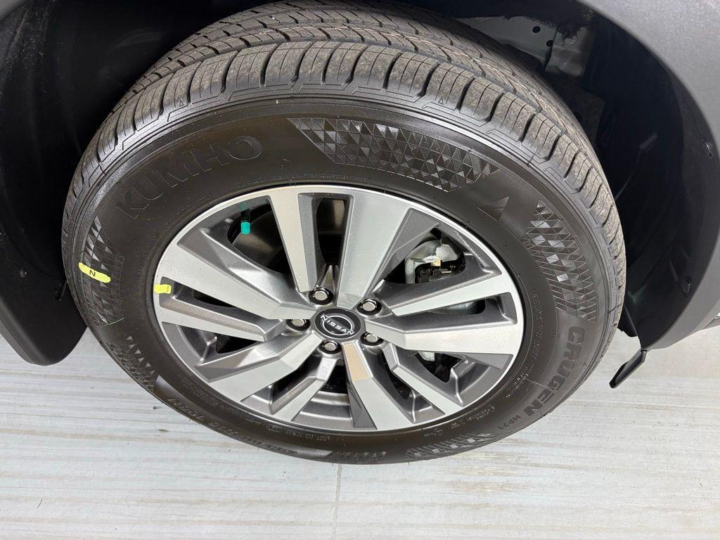 new 2026 Nissan Pathfinder car, priced at $38,191