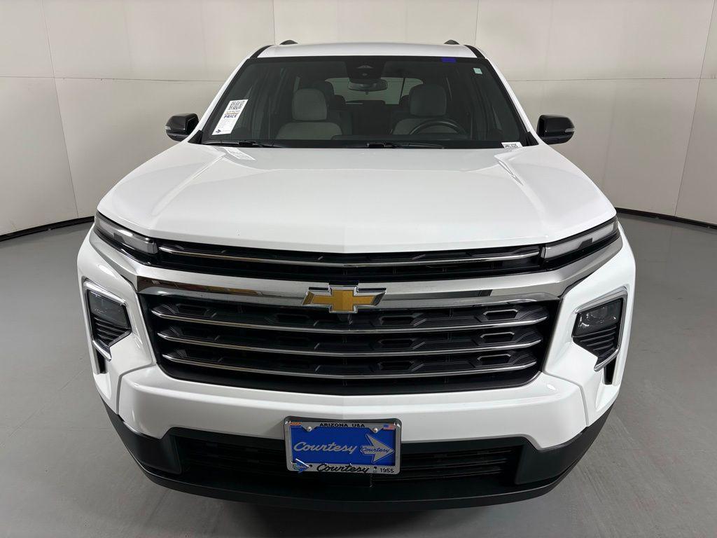 used 2025 Chevrolet Traverse car, priced at $39,000