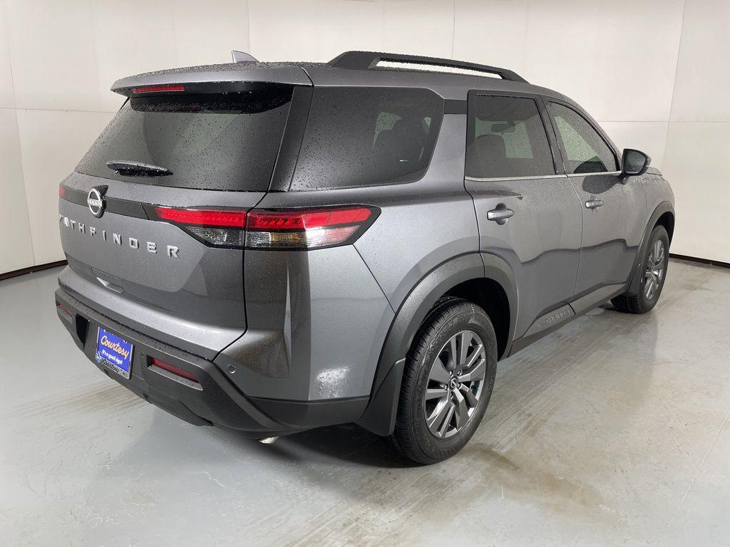 new 2025 Nissan Pathfinder car, priced at $31,578