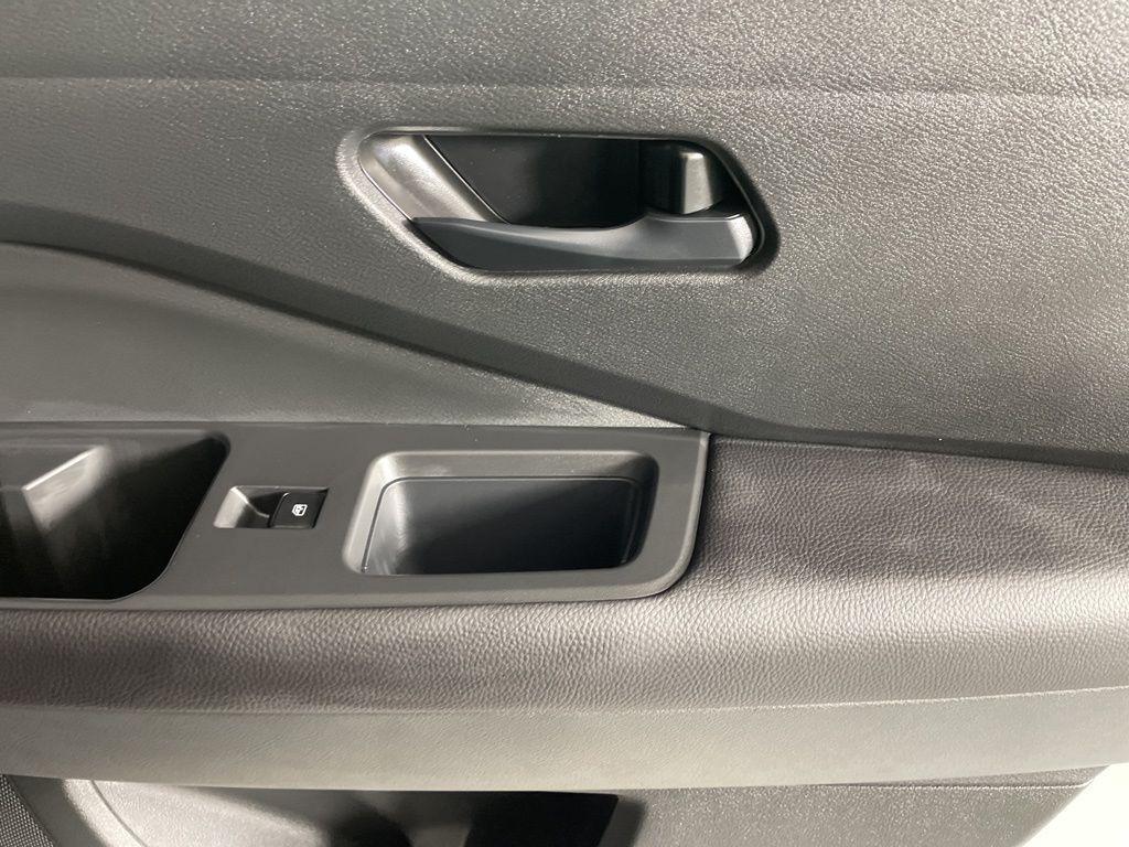 new 2025 Nissan Pathfinder car, priced at $31,578