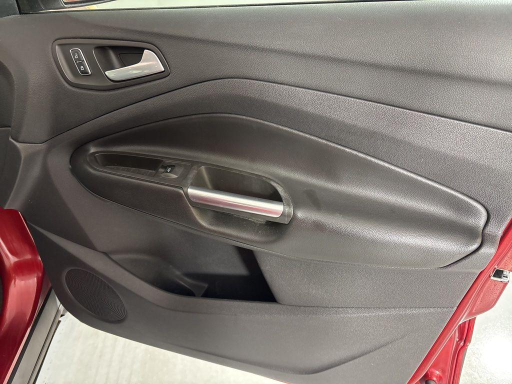 used 2014 Ford Escape car, priced at $7,000