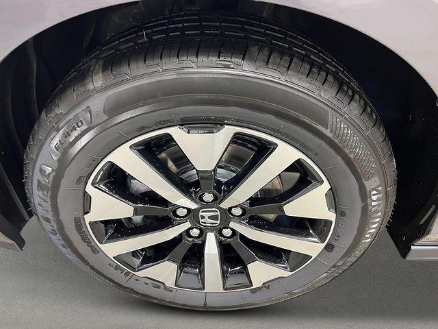 new 2026 Honda Odyssey car, priced at $44,290