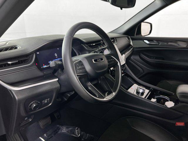 used 2023 Jeep Grand Cherokee car, priced at $33,129