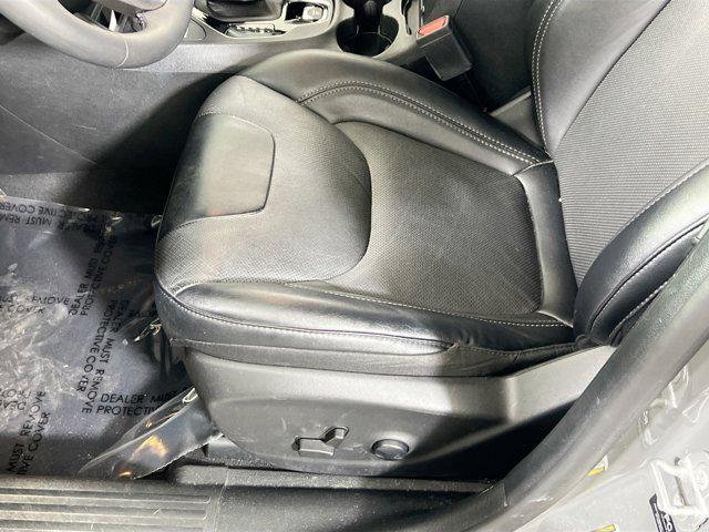 used 2022 Jeep Cherokee car, priced at $24,527