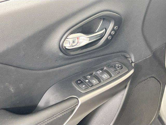 used 2022 Jeep Cherokee car, priced at $24,527