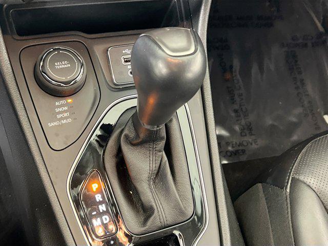 used 2022 Jeep Cherokee car, priced at $25,495