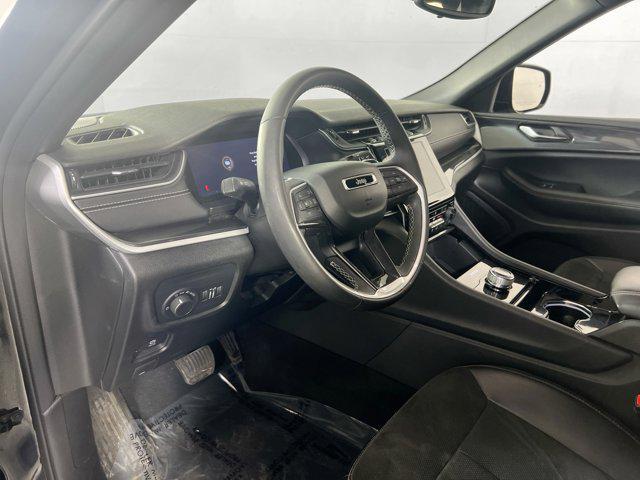 used 2023 Jeep Grand Cherokee car, priced at $34,996
