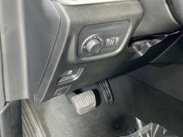 used 2022 Jeep Grand Cherokee car, priced at $28,367