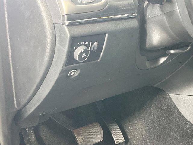 used 2022 Jeep Grand Cherokee car, priced at $24,839