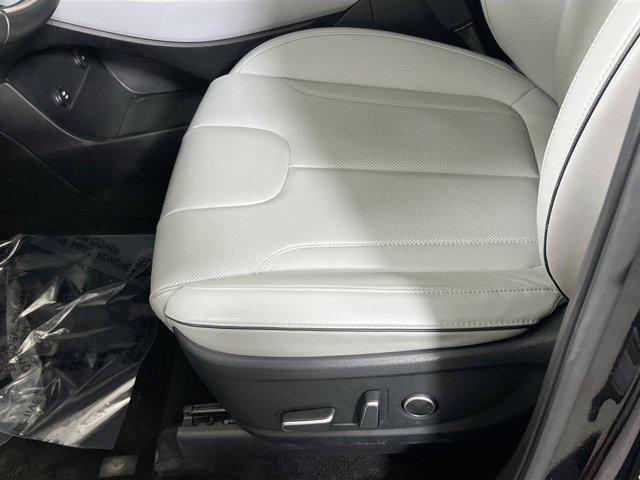 used 2023 Hyundai Palisade car, priced at $35,126