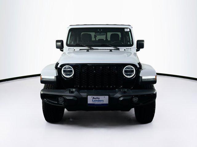 used 2022 Jeep Gladiator car, priced at $32,224