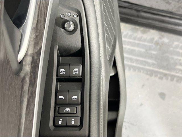 used 2023 Jeep Grand Cherokee car, priced at $36,138