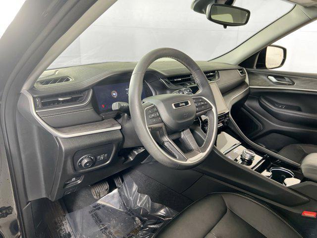 used 2023 Jeep Grand Cherokee car, priced at $36,138