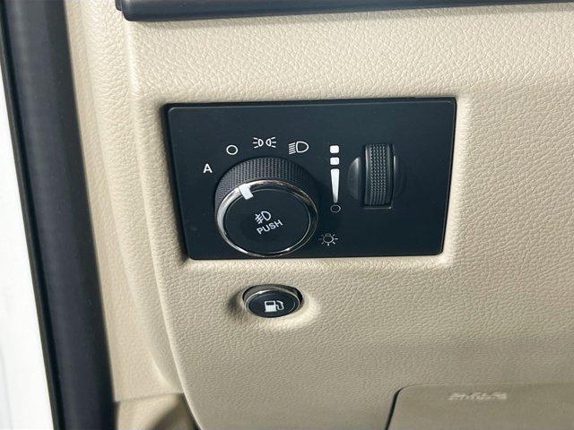 used 2022 Jeep Grand Cherokee car, priced at $24,905