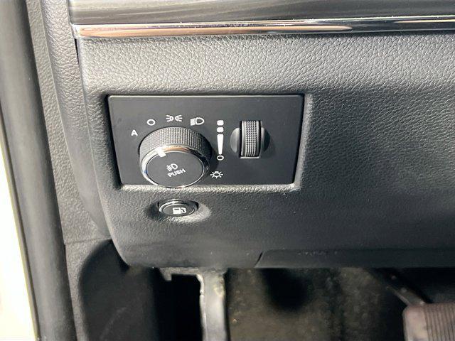 used 2022 Jeep Grand Cherokee car, priced at $25,065