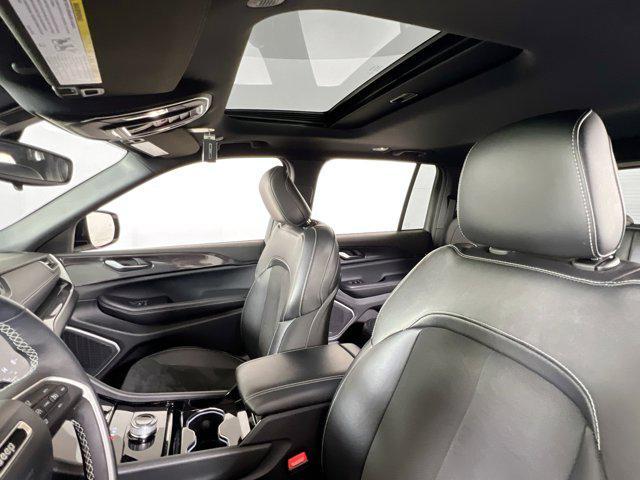 used 2022 Jeep Grand Cherokee car, priced at $28,955