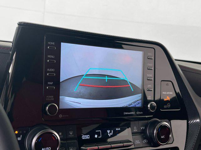 used 2022 Toyota Highlander car, priced at $37,126