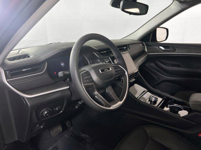 used 2023 Jeep Grand Cherokee car, priced at $36,078