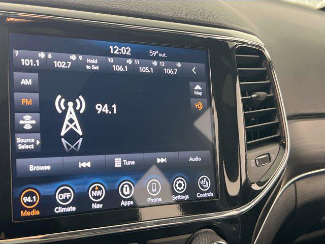 used 2022 Jeep Grand Cherokee car, priced at $23,473