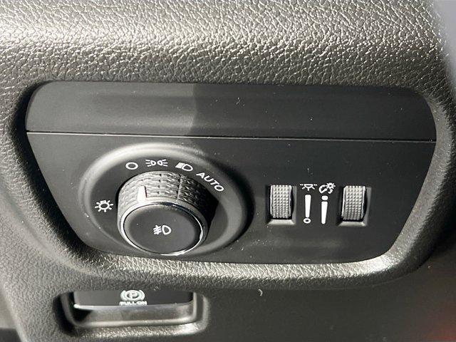 used 2023 Jeep Grand Cherokee car, priced at $34,765