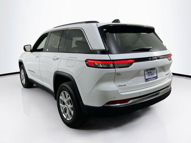 used 2023 Jeep Grand Cherokee car, priced at $35,886