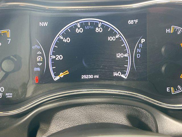 used 2022 Jeep Grand Cherokee car, priced at $24,753