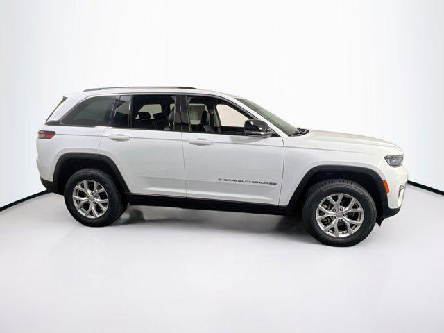 used 2022 Jeep Grand Cherokee car, priced at $28,606