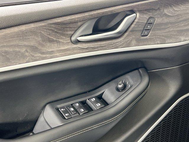 used 2022 Jeep Grand Cherokee car, priced at $28,606