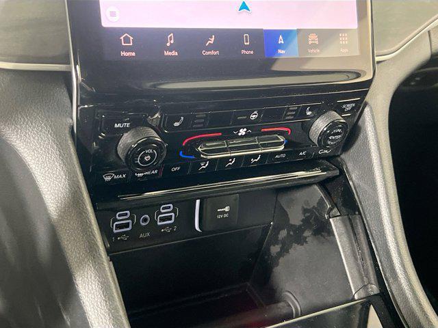 used 2023 Jeep Grand Cherokee car, priced at $30,590