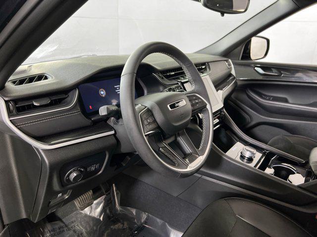 used 2023 Jeep Grand Cherokee car, priced at $33,235
