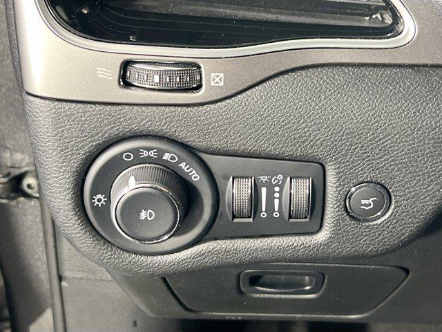 used 2022 Jeep Cherokee car, priced at $23,364