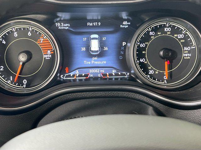 used 2022 Jeep Cherokee car, priced at $22,252