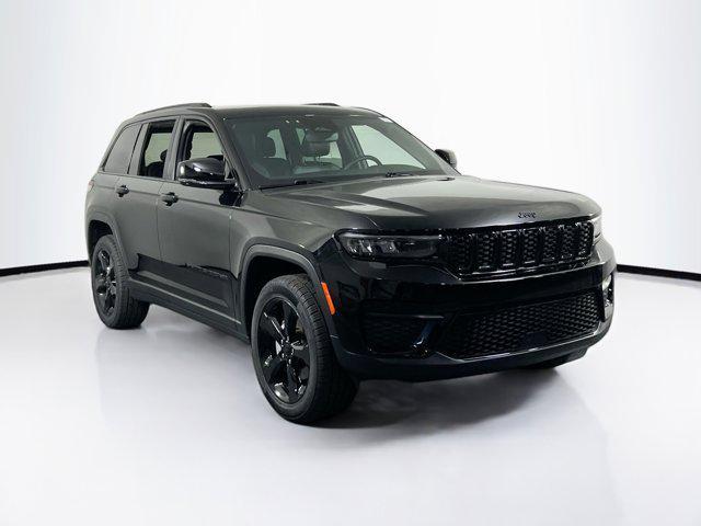 used 2023 Jeep Grand Cherokee car, priced at $34,956