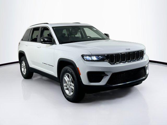 used 2023 Jeep Grand Cherokee car, priced at $29,615