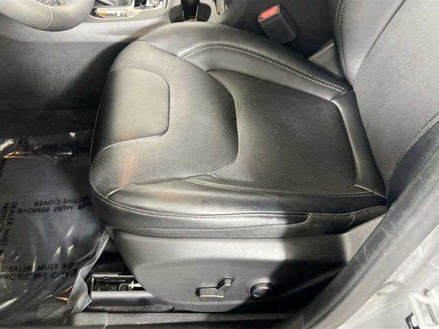 used 2022 Jeep Cherokee car, priced at $23,509