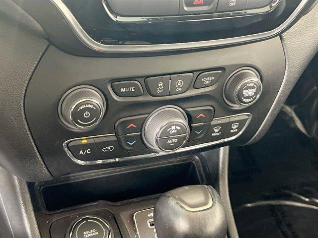 used 2022 Jeep Cherokee car, priced at $23,509