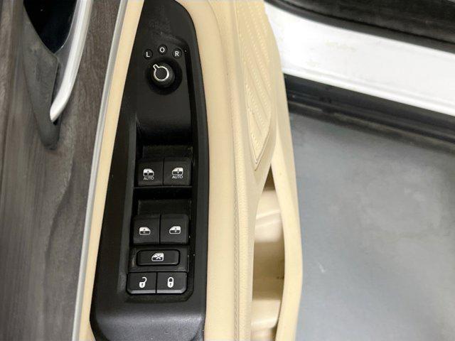 used 2023 Jeep Grand Cherokee car, priced at $32,961