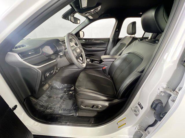 used 2023 Jeep Grand Cherokee car, priced at $34,404