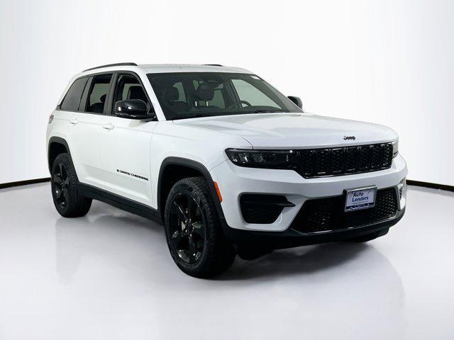 used 2023 Jeep Grand Cherokee car, priced at $34,404