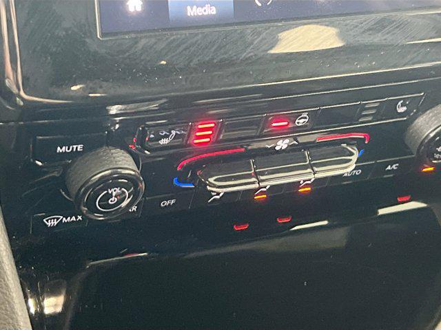 used 2023 Jeep Grand Cherokee car, priced at $34,404