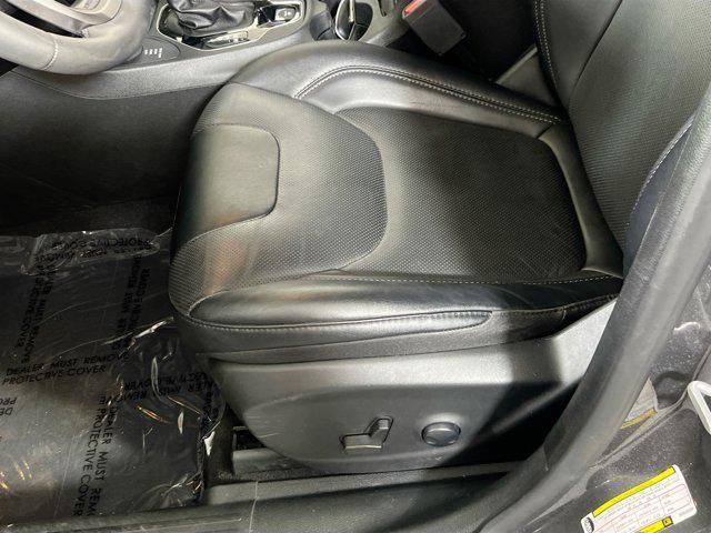 used 2022 Jeep Cherokee car, priced at $23,523