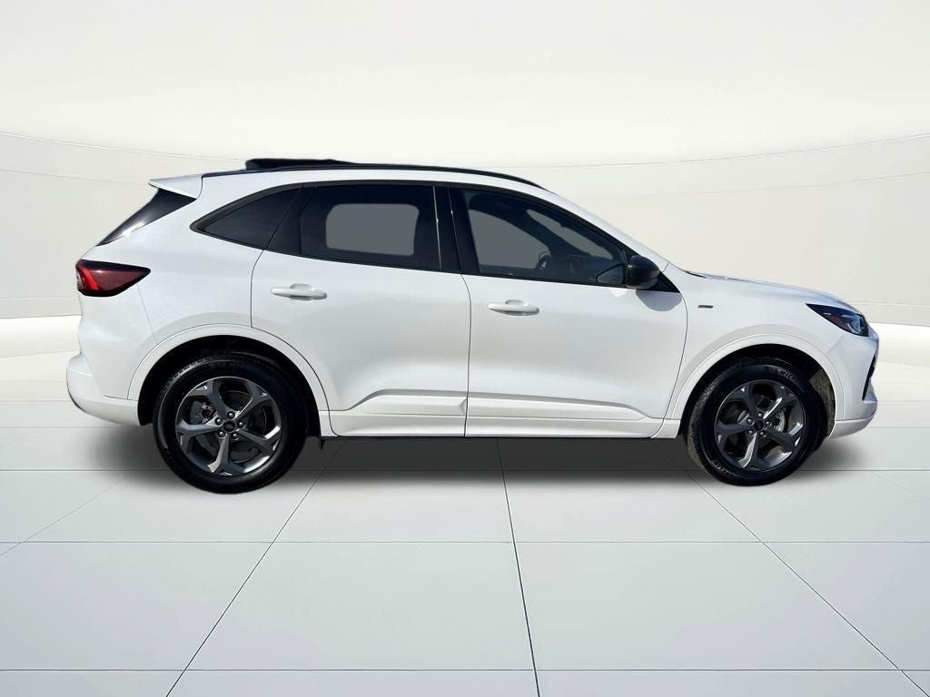 used 2023 Ford Escape car, priced at $26,734