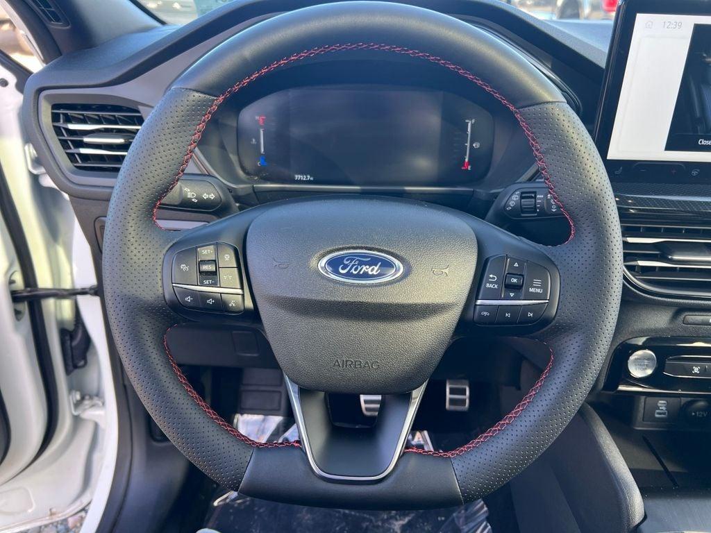 used 2023 Ford Escape car, priced at $26,734