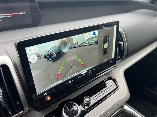 new 2025 Ford Expedition car, priced at $67,053